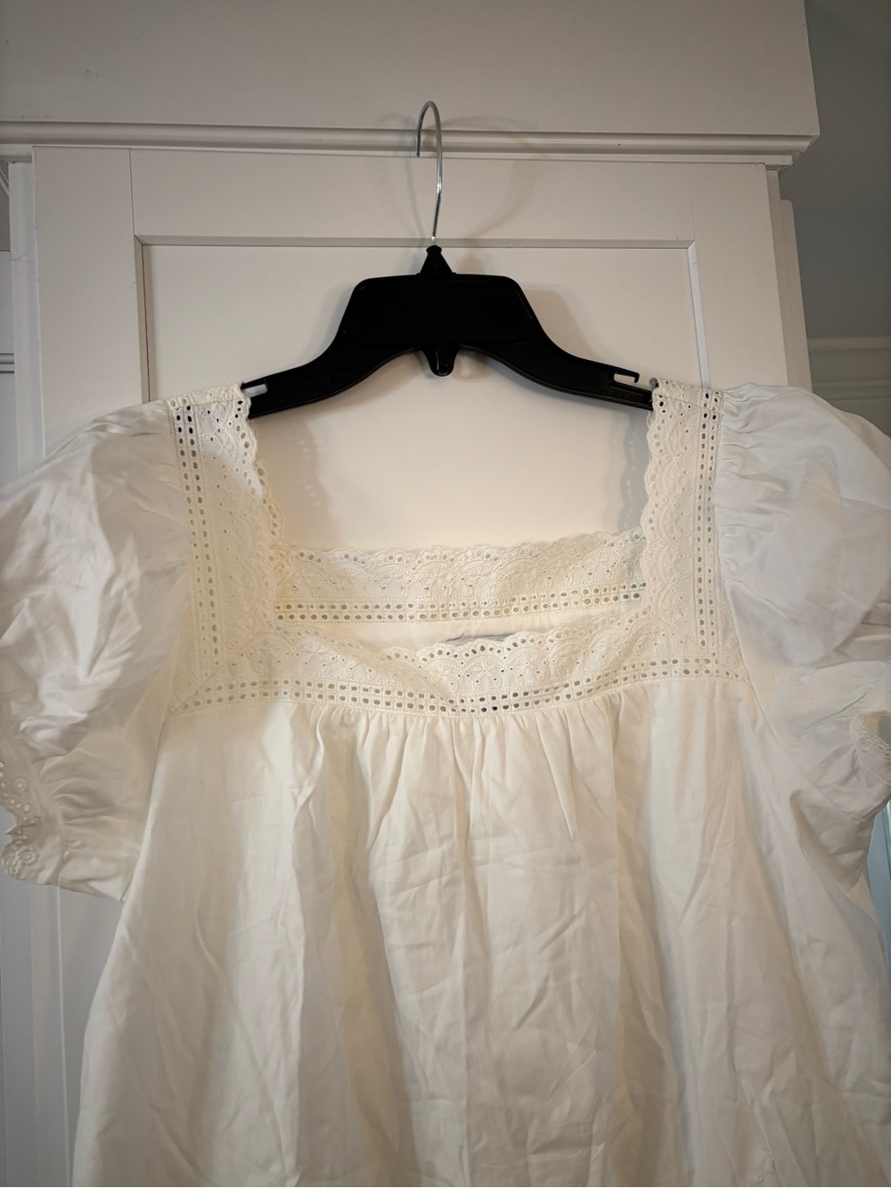 new Reformation Joliette mini dress with eyelet details in white cotton - Picture 5 of 8